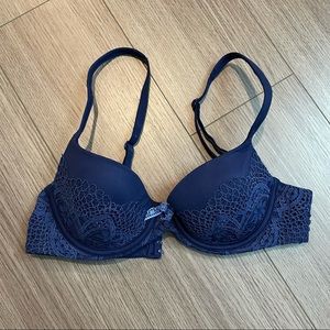 🌟 Body by Victoria's Secret Lace Lined Demi Bra